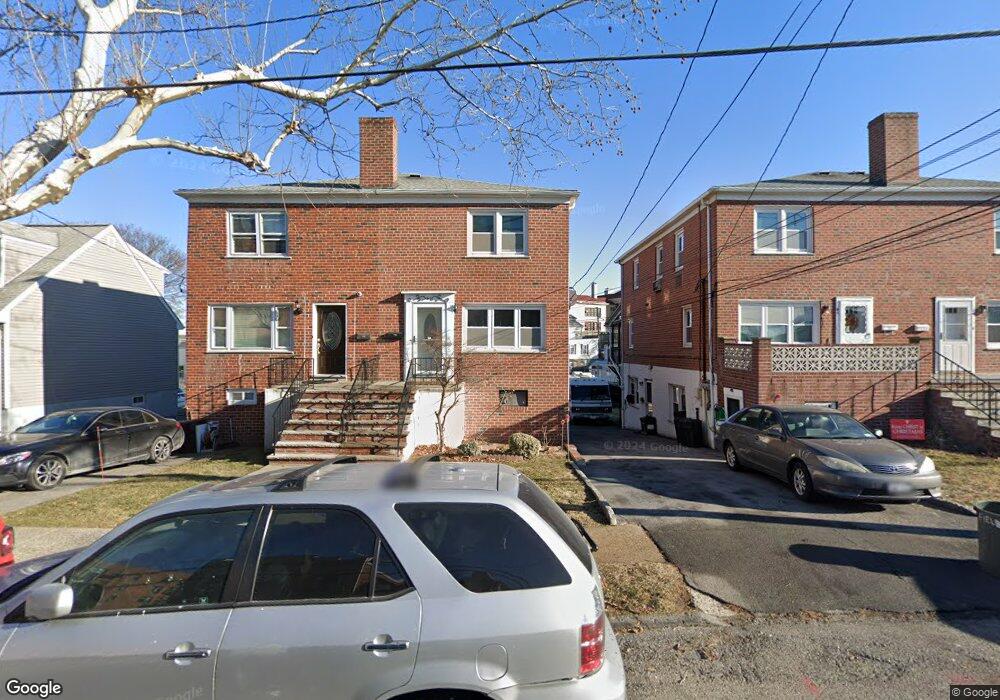 61 Fortfield Ave, Yonkers, NY 10701 - photo 1