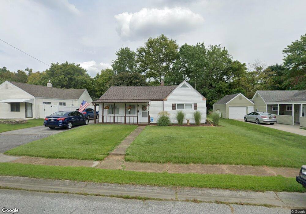 1602 W Willow Run Dr, Wilmington, DE 19805 - photo 1