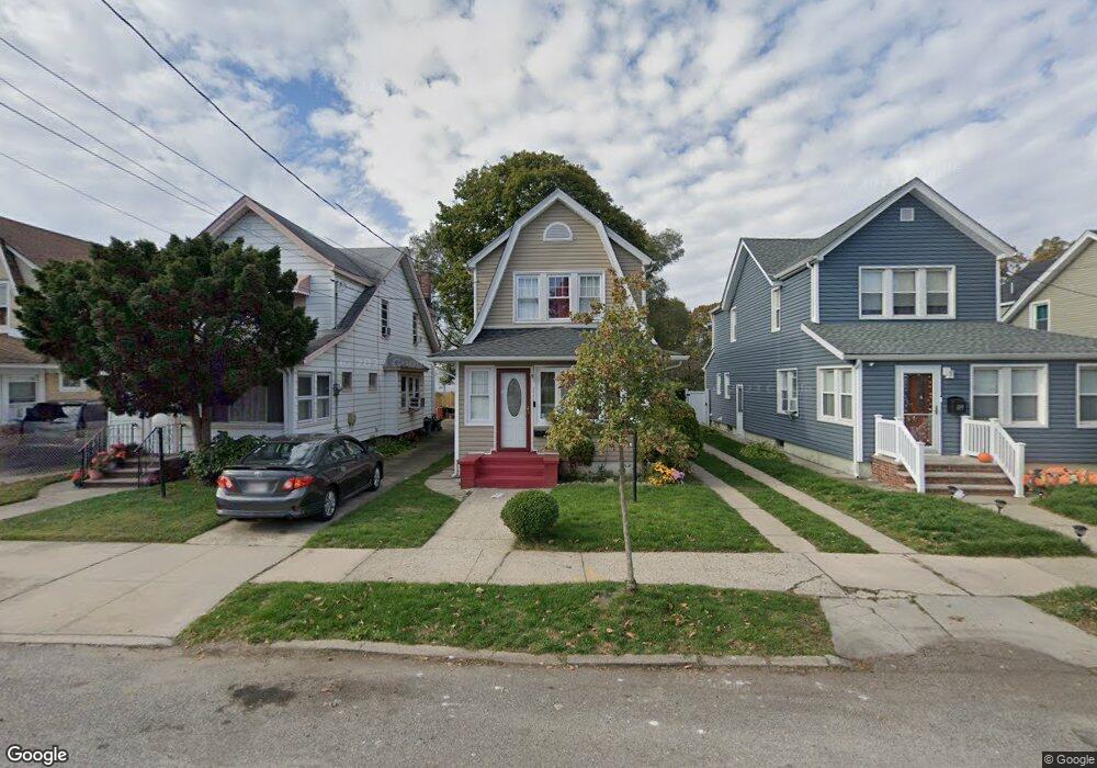 11958 177th St, Jamaica, NY 11434 - photo 1