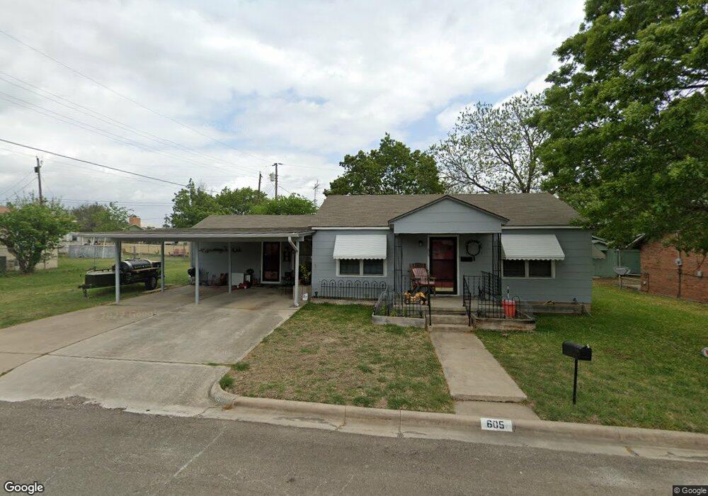 605 E Hallsell St, Decatur, TX 76234 - photo 1