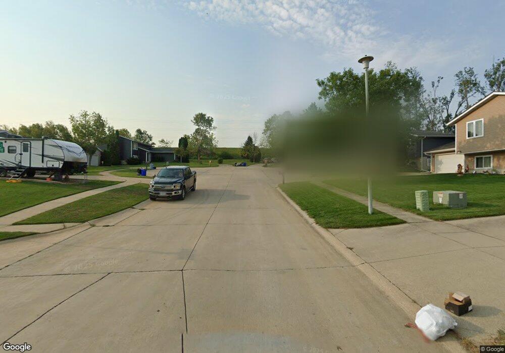 1470 S 15th Street Ct, Marion, IA 52302 - photo 1