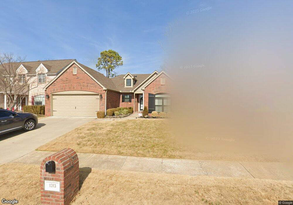 1313 W 113th St S, Jenks, OK 74037 - photo 1