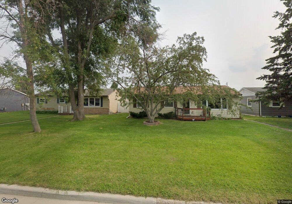 311 15th St SW, Jamestown, ND 58401 - photo 1