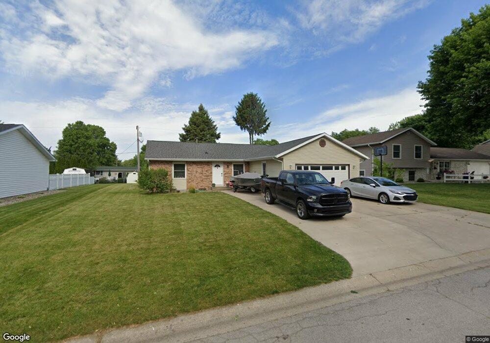 1306 Penny Ln, Nappanee, IN 46550 - photo 1