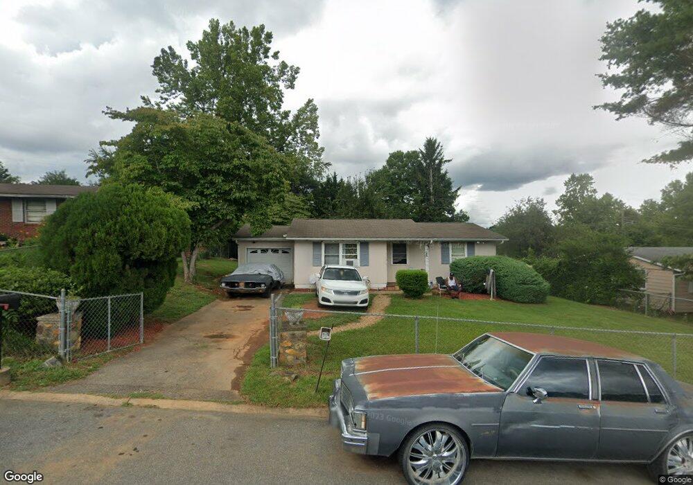 28 High Meadow Rd, Asheville, NC 28803 - photo 1