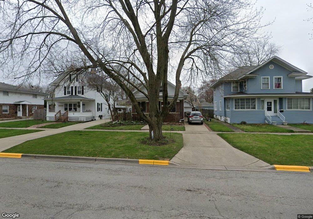 1016 Garfield Ave, Aurora, IL 60506 - photo 1