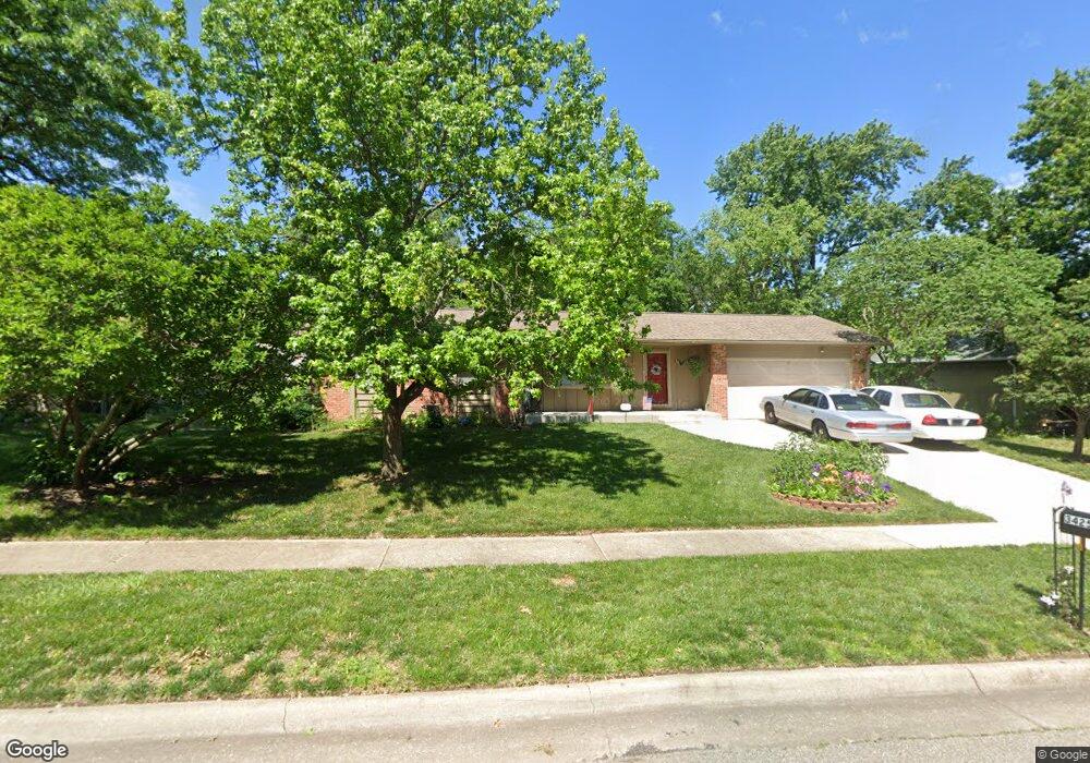 3425 SW Arrowhead Rd, Topeka, KS 66614 - photo 1