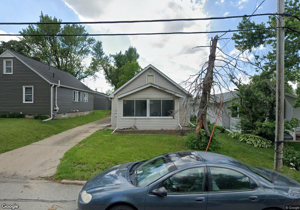 354 13th St SW, Cedar Rapids, IA 52404 - photo 1