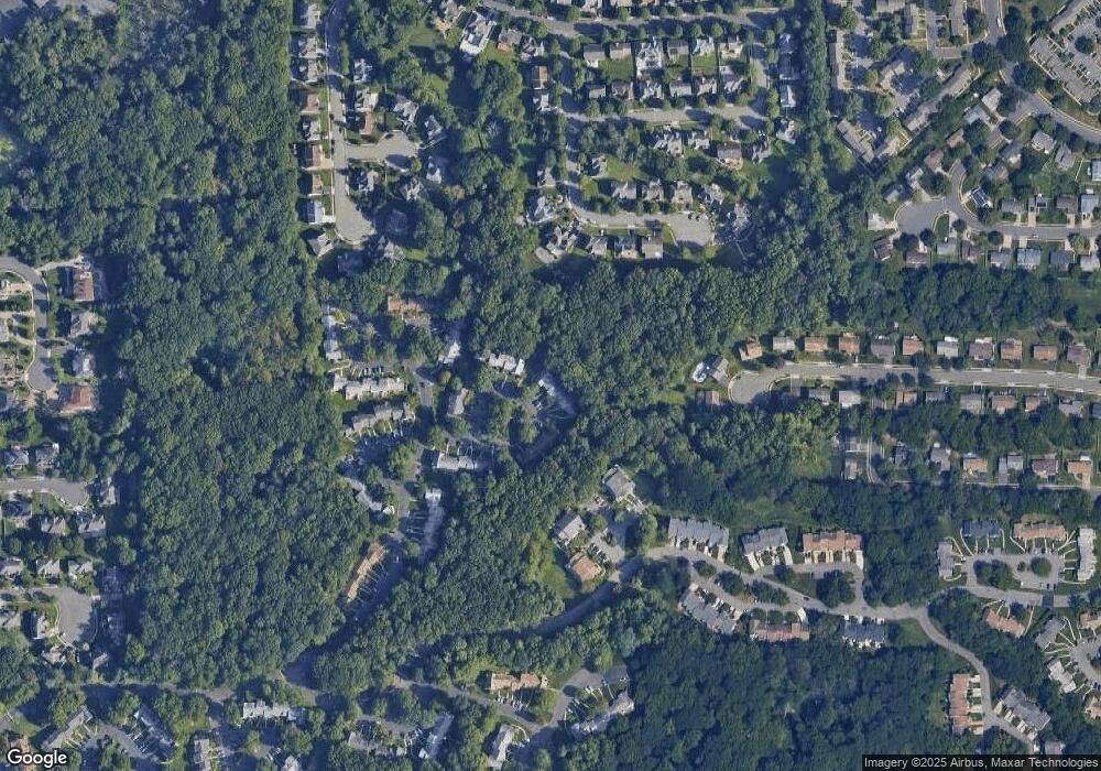 2102 Timber Oaks Rd, Edison, NJ 08820 - photo 1