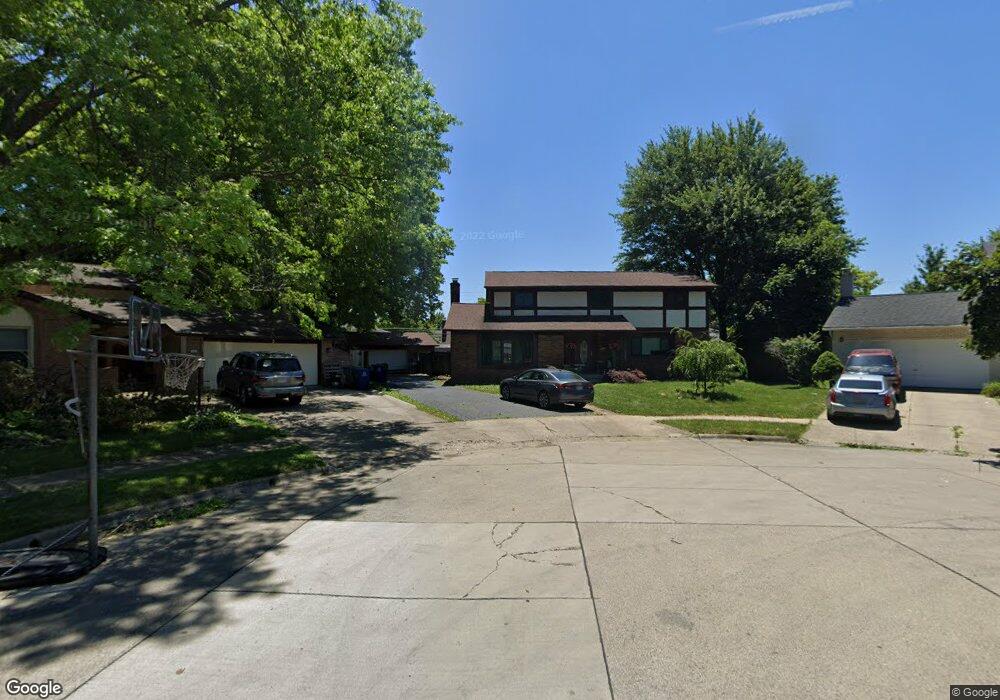 5196 Arrowood Ct, Columbus, OH 43229 - photo 1