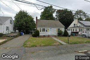 31 Hartwell St, Waltham, MA 02453
