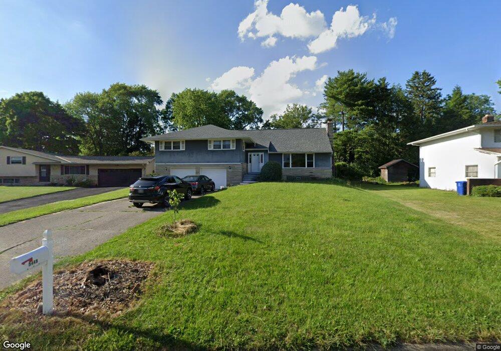 5448 Bradbury Ln, Columbus, OH 43232 - photo 1