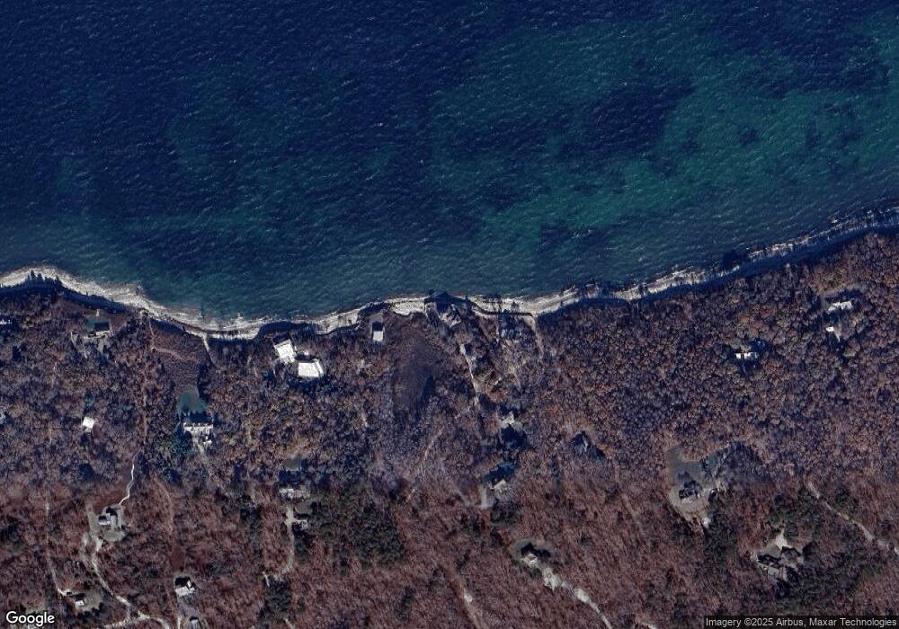 43 Passamaquoddy Ave, Vineyard Haven, MA 02568 - photo 1