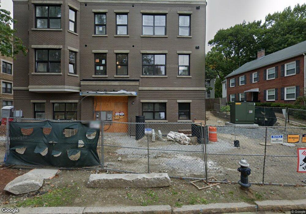 136 Babcock St unit 410, Brookline, MA 02446 - photo 1