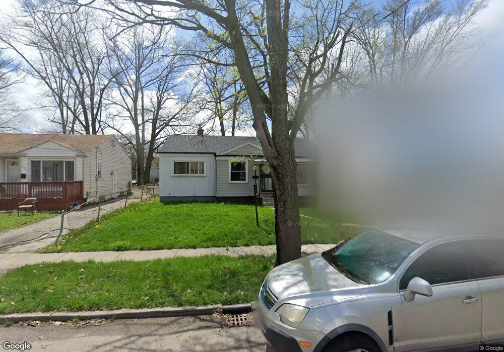 633 W Austin Ave, Flint, MI 48505 - photo 1