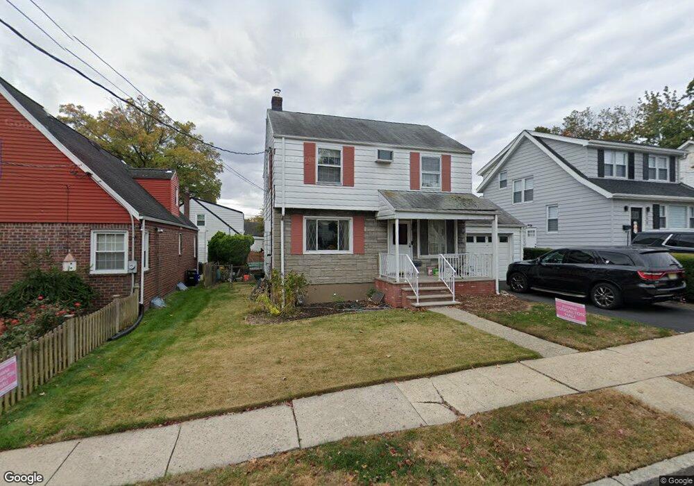 884 Maple Ave, Ridgefield, NJ 07657 - photo 1