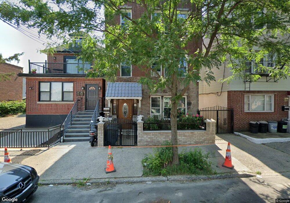 1731 Bogart Ave unit 2, Bronx, NY 10462 - photo 1