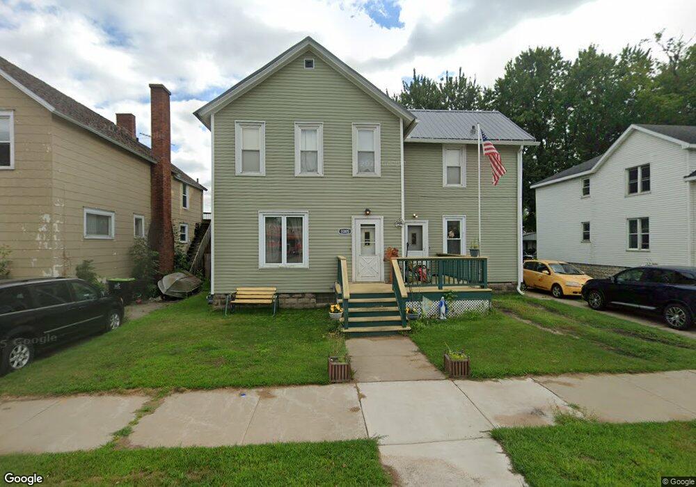 1005 16th Ave, Menominee, MI 49858 - photo 1