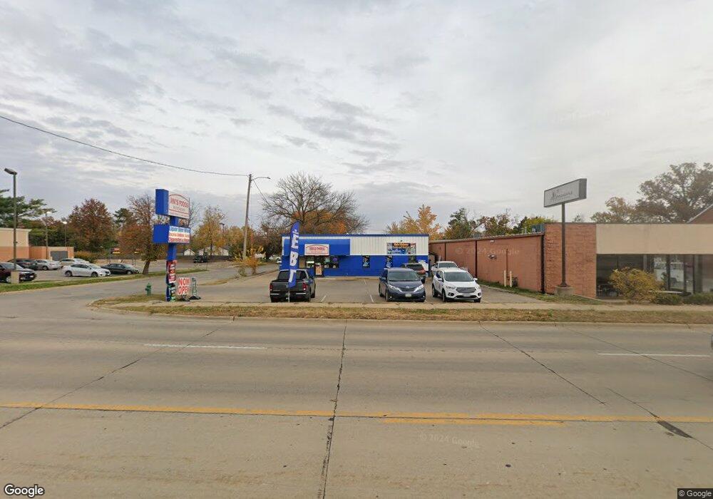 3102 Mount Vernon Rd SE unit 1, Cedar Rapids, IA 52403 - photo 1