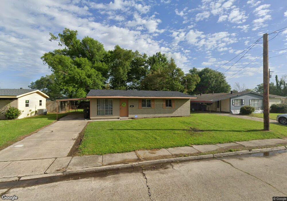 1617 Clover Dr, Lake Charles, LA 70607 - photo 1