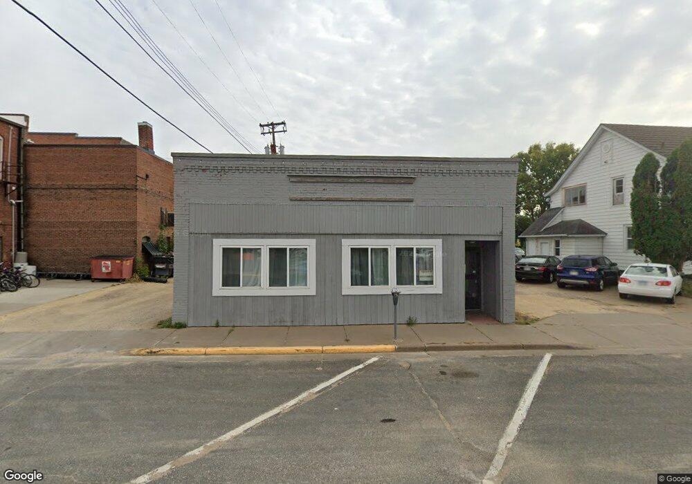 710 4th St E, Menomonie, WI 54751 - photo 1