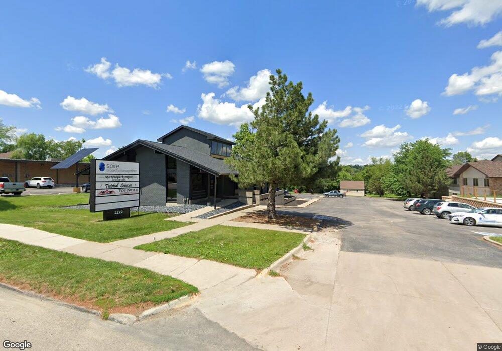 2222 Johnson Ave NW unit 7, Cedar Rapids, IA 52405 - photo 1