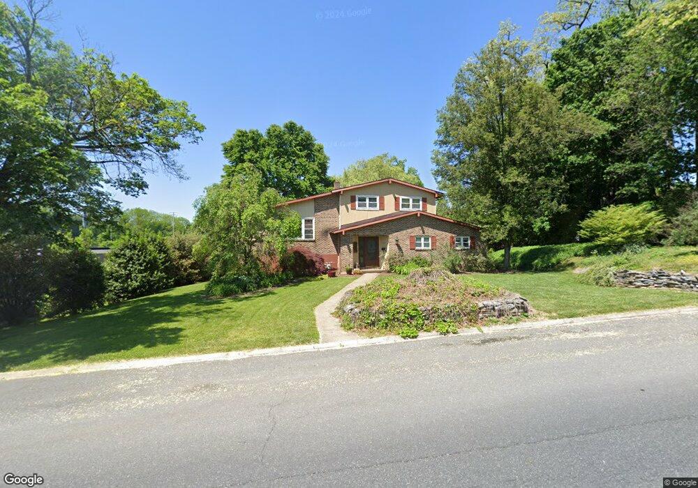 402 W Wyomissing Blvd, Reading, PA 19609 - photo 1