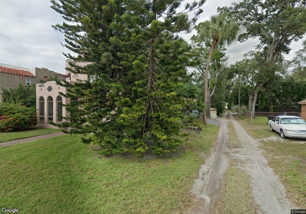 1119 11th Ave N, Saint Petersburg, FL 33705 - photo 1