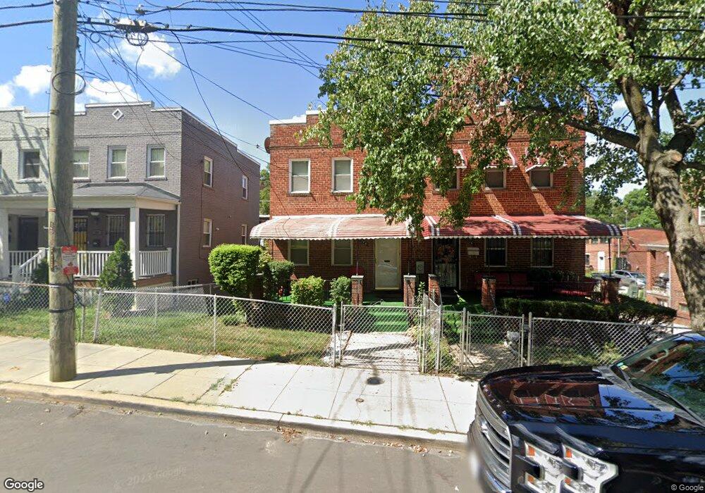 306 Division Ave NE, Washington, DC 20019 - photo 1