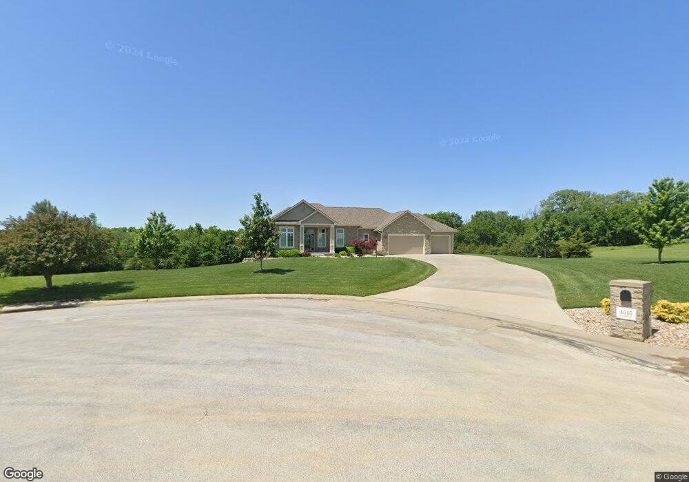 4535 SW Deer Run St, Topeka, KS 66610 - photo 1