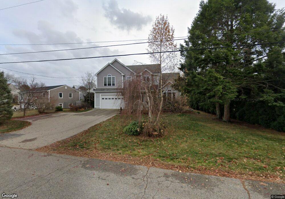 50 Holly Ln, Portsmouth, NH 03801 - photo 1