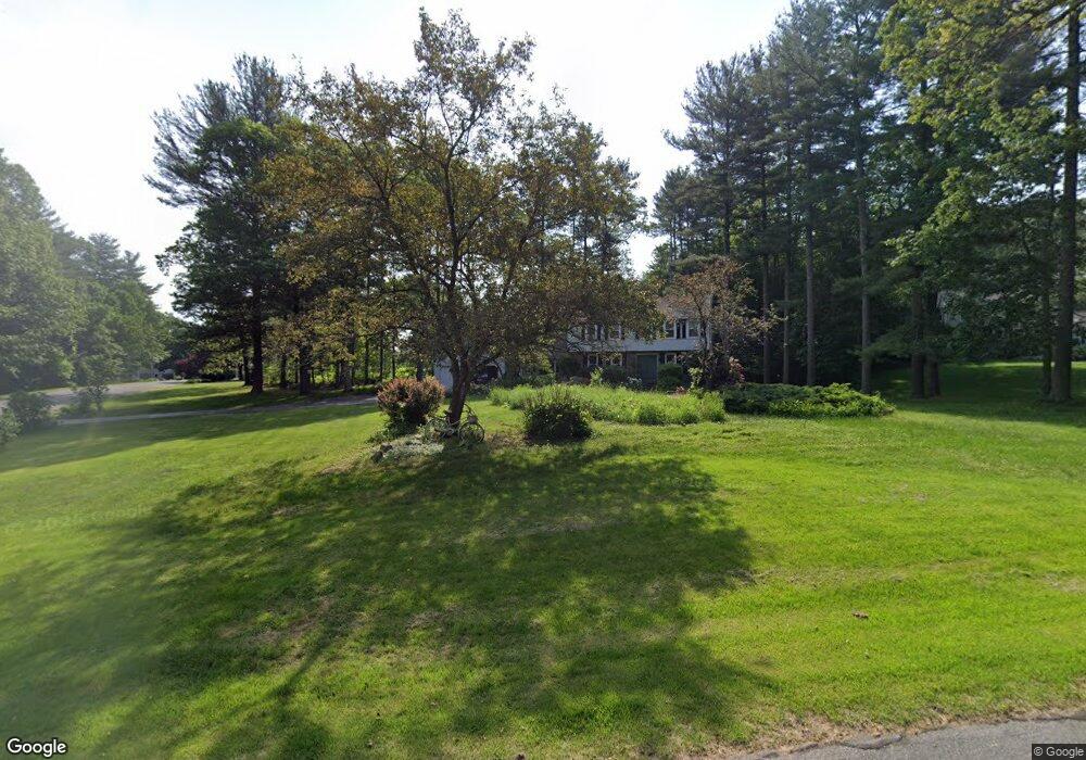 5 Sutton Place, Londonderry, NH 03053 - photo 1