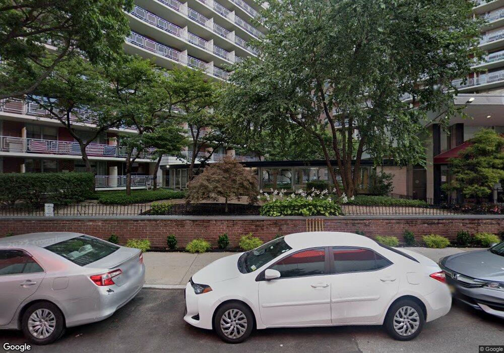 61-15 97th St unit 6J, Rego Park, NY 11374 - photo 1