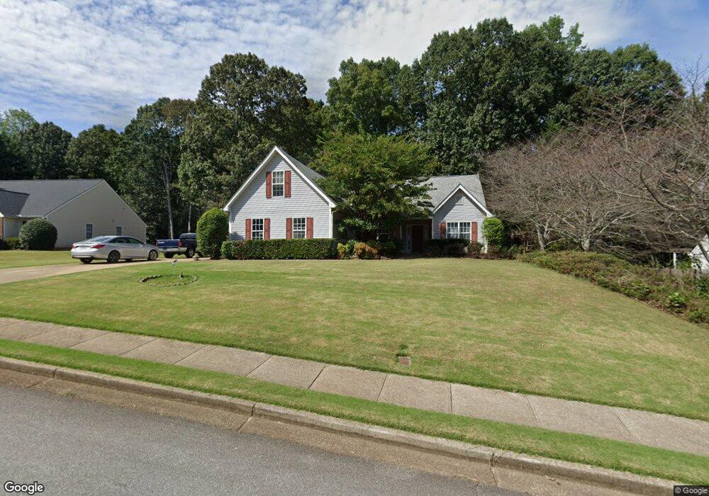 2215 Pemberton Point unit 1, Buford, GA 30519 - photo 1