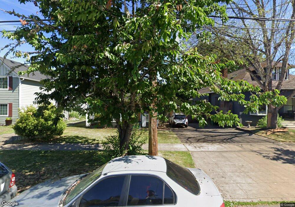 2113 17th Ave, Forest Grove, OR 97116 - photo 1