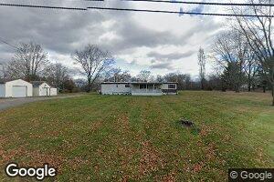 476 E Graceville Rd, Breezewood, PA 15533