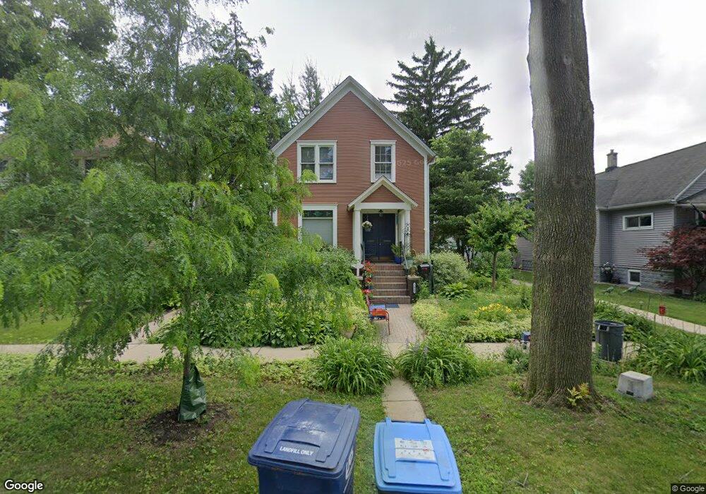 1421 Oakwood Ave, Des Plaines, IL 60016 - photo 1