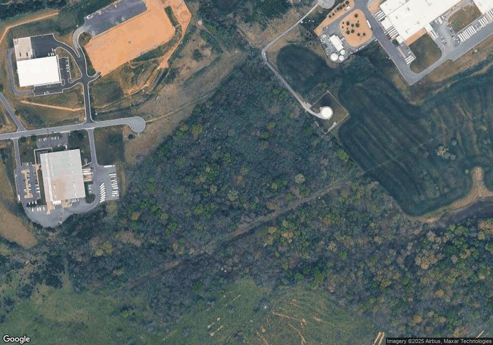 105 Industry Way, Staunton, VA 24401 - photo 1