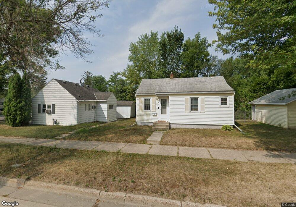 811 9th Ave SE, Austin, MN 55912 - photo 1