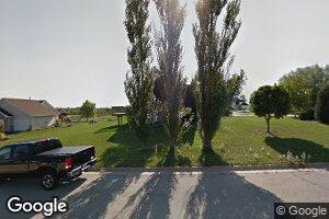 610 Valley View Dr, Pecatonica, IL 61063