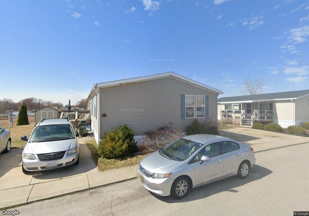 1824 Woodridge Crescent, Findlay, OH 45840 - photo 1