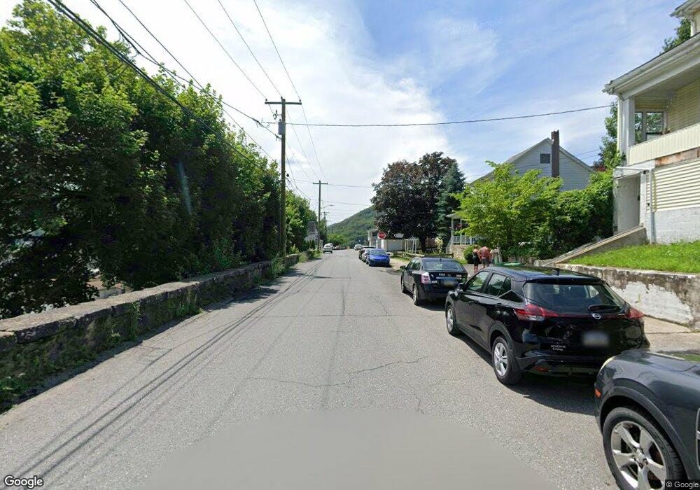 245 Washington St, Tamaqua, PA 18252 - photo 1