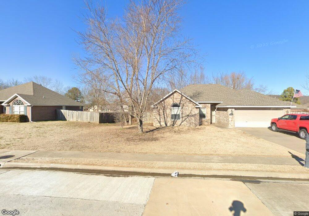 2155 N Center St, Fayetteville, AR 72701 - photo 1