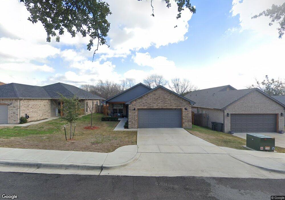 1308 Liberty St, Weatherford, TX 76086 - photo 1