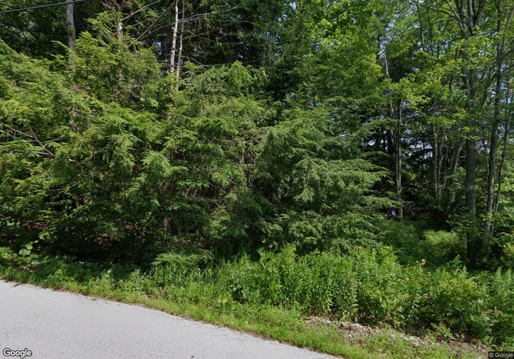 4 Memorial Dr, Raymond, NH 03077 - photo 1