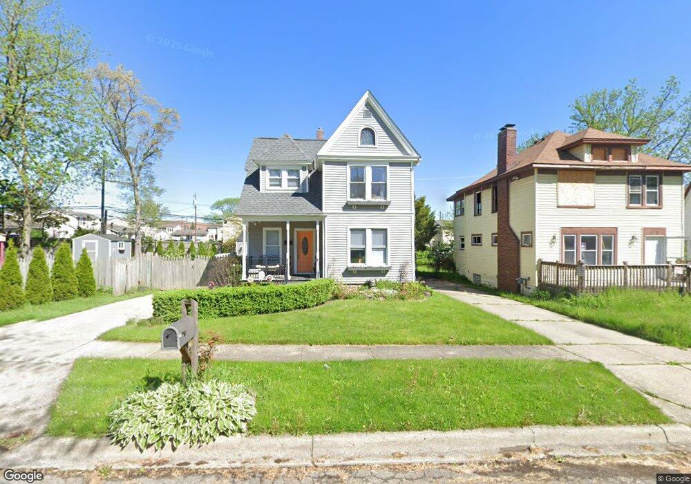 115 Alice Ave, Bloomfield Hills, MI 48302 - photo 1