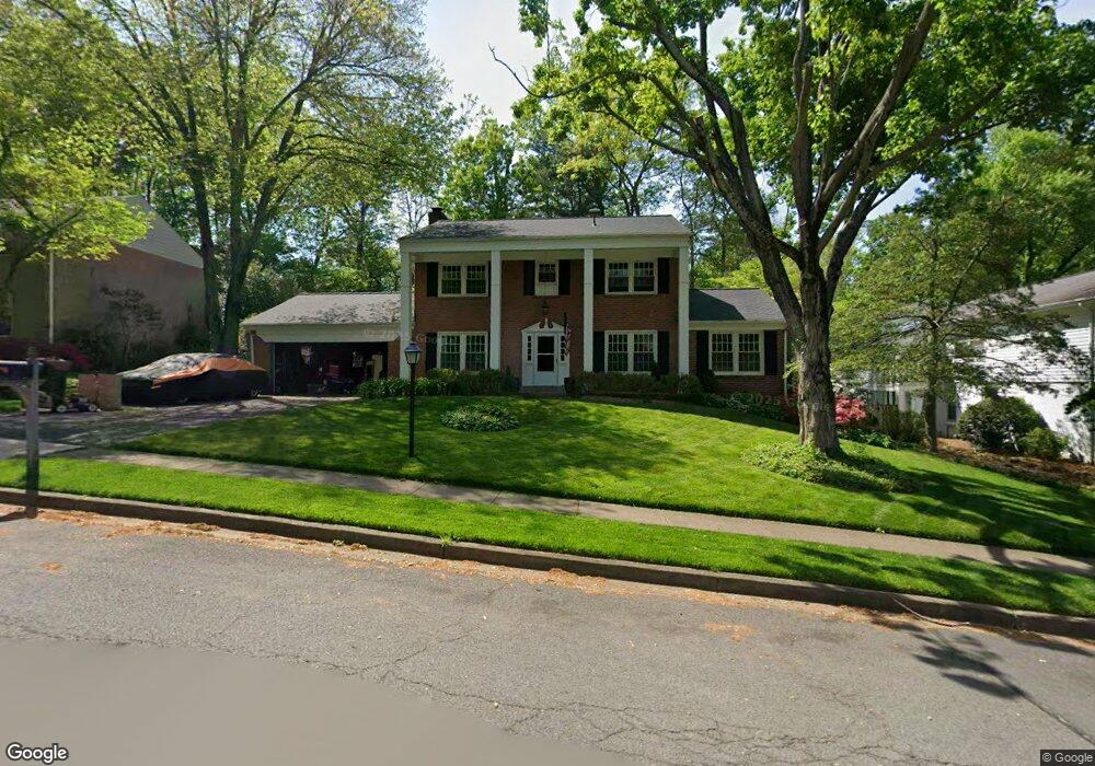 3524 Laurel Leaf Ln, Fairfax, VA 22031 - photo 1