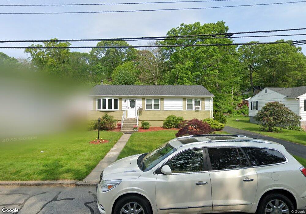 30 Nautilus Rd, Bridgeport, CT 06606 - photo 1