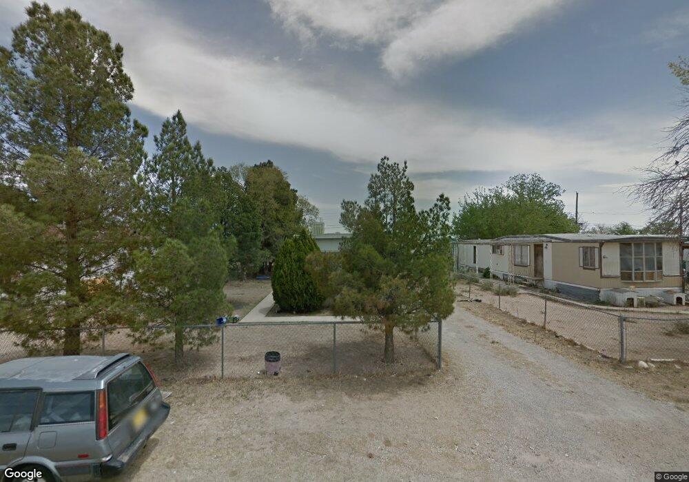 4406 Willow St, Carlsbad, NM 88220 - photo 1