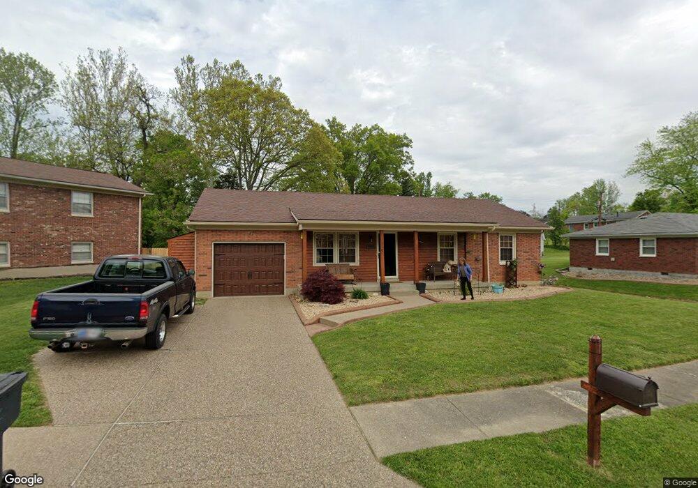 110 Wellington Dr, New Albany, IN 47150 - photo 1